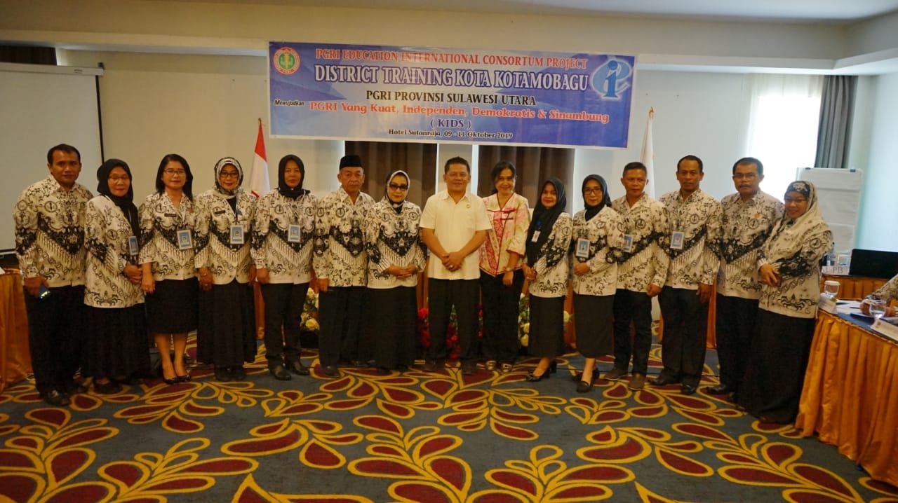 PGRI Education International Consortum Project  Melaksanakan "District Training"